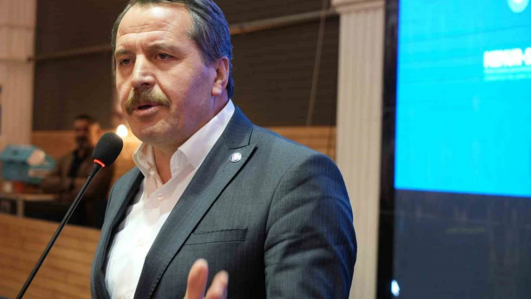 Memur-Sen Genel Başkanı Yalçın: 'CHP, İYİ Parti ve HDP'nin aldığı belediyelerde memur kıyımı yapılıyor'