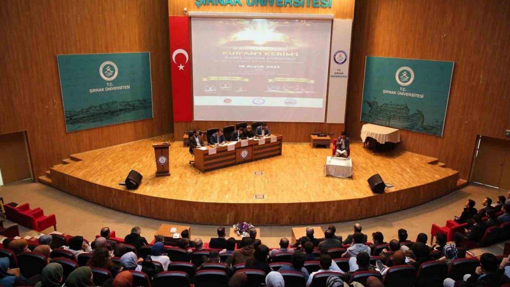 Şırnak Üniversitesi 'Kuran-ı Kerim-i Güzel Okuma Yarışması'na katılacak öğrencileri belirledi