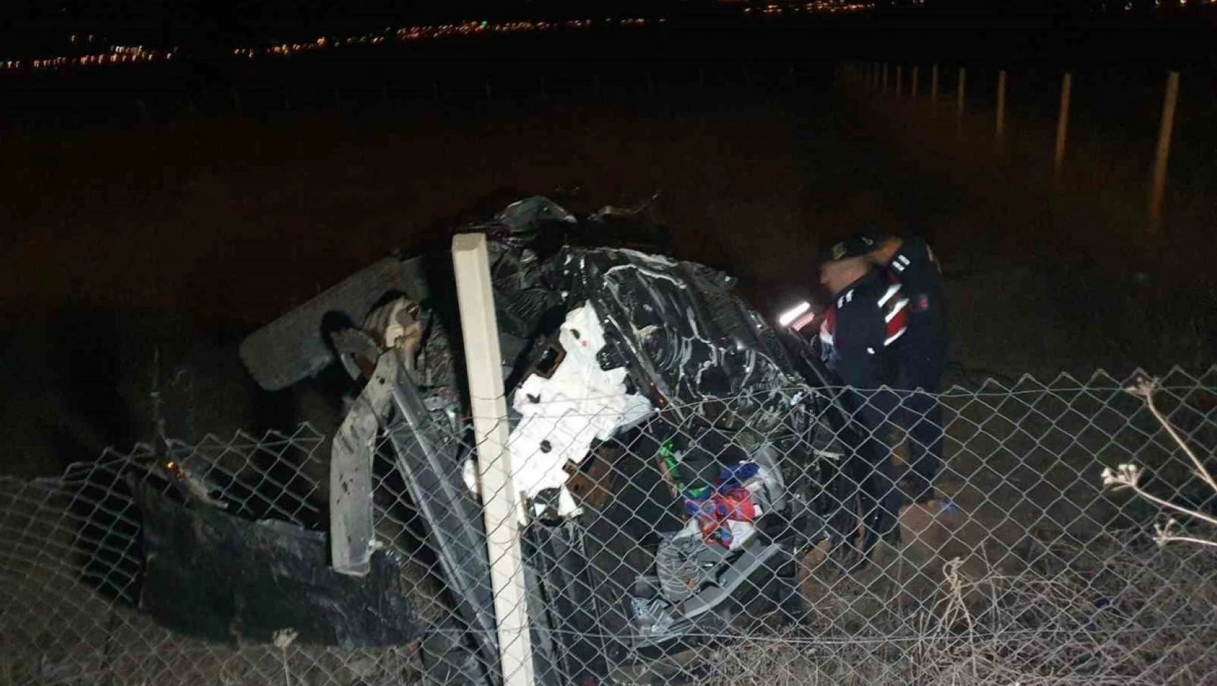 Tokat'ta otomobil takma attı: 4 Yaralı