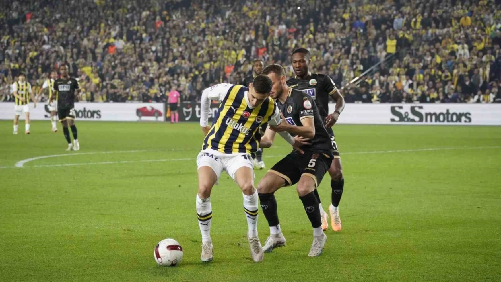 Trendyol Süper Lig: Fenerbahçe: 2 - Alanyaspor: 2 (Maç sonucu)