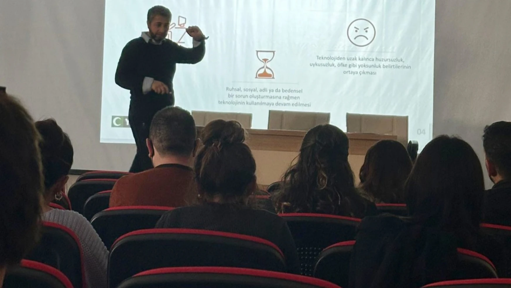 Tunceli'de bağımlılıkla mücadele eğitimleri