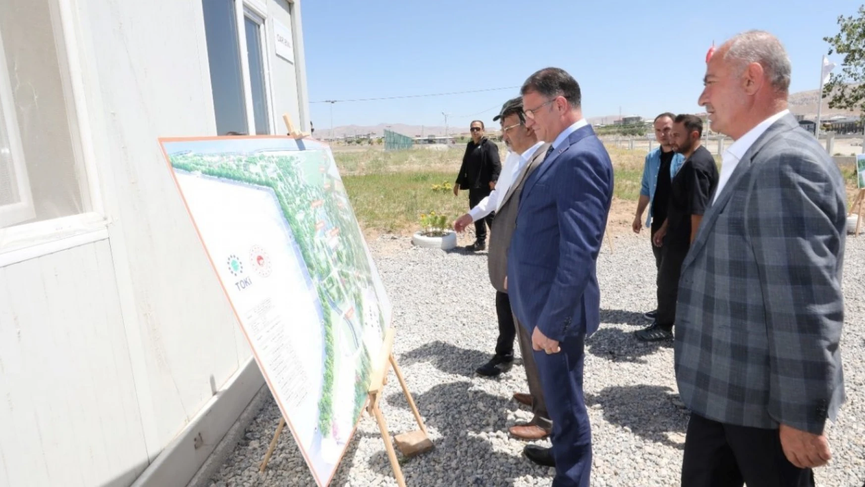 Vali Balcı Tuşba Belediyesi'nin yatırımlarını inceledi