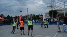Erzincan'ın meydanında basketbol rüzgarı esti