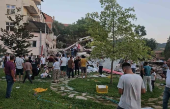 AFAD: Balıkesir Sındırgı merkezli saat 19.53'te 6.1 büyüklüğünde deprem meydana geldi