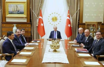 Cumhurbaşkanı Erdoğan, Ankara'nın ekonomi aktörlerini Külliye'de kabul etti