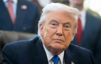 Trump: 'Epstein'ın adasına hiç gitmedim, ancak bu sahtekar Demokratların ve bağışçılarının neredeyse tamamı gitti'