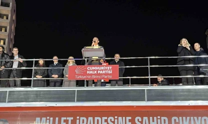 CHP Genel Başkanı Özgür Özel, Güngören'deki mitinge katıldı