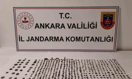 Ankara'da tarihi eser operasyonu: 530 parça obje ve sikke ele geçirildi, 2 kişi gözaltında