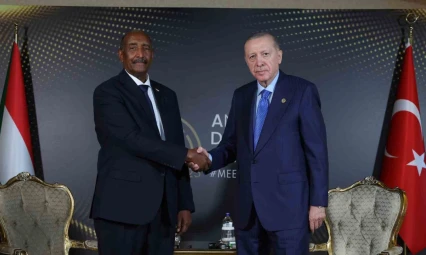 Cumhurbaşkanı Erdoğan, Sudan Egemenlik Konseyi Başkanı Ek Burhan ile görüştü