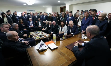 Cumhurbaşkanı Erdoğan, TBMM'de siyasi parti genel başkanları ile görüştü