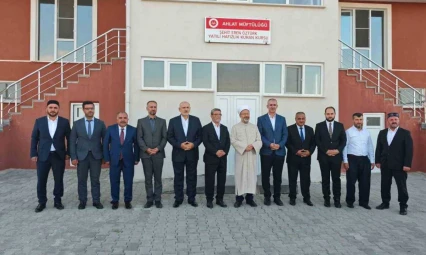 Diyanet İşleri Başkanı Erbaş'tan, Şehit Eren Öztürk Külliyesi'ne ziyaret