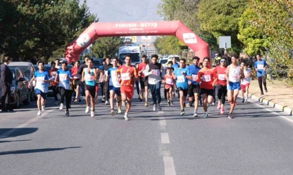 Erzincan'da Cumhuriyet Koşusu yapıldı