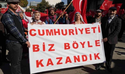 Iğdır'da Cumhuriyet Coşkusu