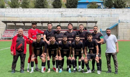 Şırnak U18 ve Süper Amatör Ligi Şampiyonu Cizre Diclespor, Play Off'a yükseldi