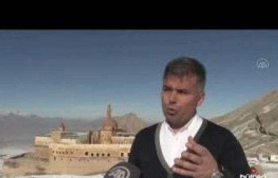 238 yıllık İshak Paşa Sarayı'nda &quotmerkezi ısıtma sistemi" izleri