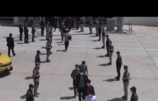 Afganistan uyruklu 227 düzensiz göçmen daha ülkelerine gönderildi