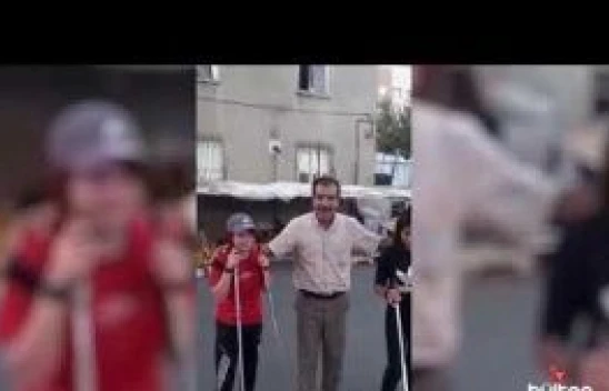 Ağrı'nın asfaltlanan sokakları çocukları mutlu etti