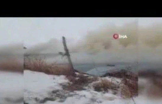 Ardahan'da ahşap ev yandı