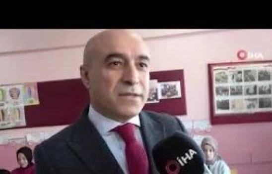 Bitlis'te 94 bin 320 öğrenci karne heyecanı yaşadı