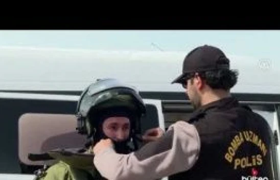 Bomba imha uzmanları ölümle yaşam arasındaki ince çizgide görev yapıyor