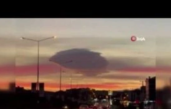 Bursa semalarında bulut görünümlü UFO'lar şaşırttı
