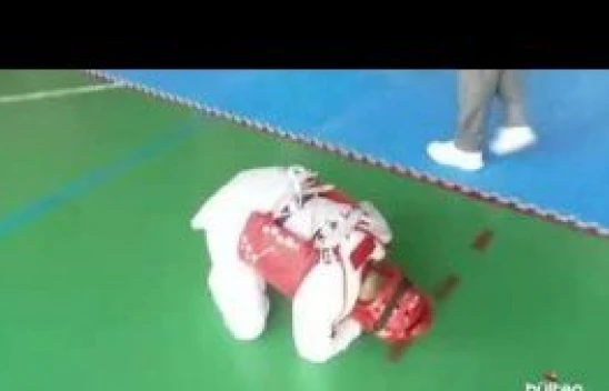 Demir Ayak iki nakavtla yarı finale yükseldi