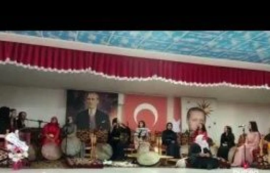 Diyadin'de Kadın Çığlığı Erbani Grubu Kürtçe ve Türkçe şarkılardan oluşan konser verdi