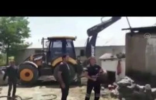 Elazığ'da 30 ton saman küle döndü