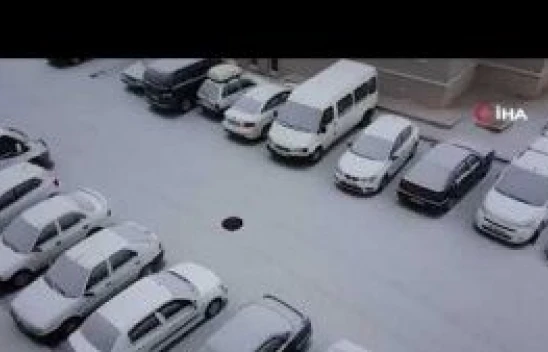 Erzincan güne karla uyandı