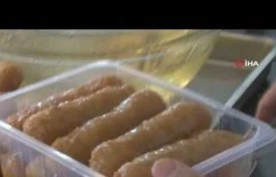Erzurum'da kadayıf dolmaları Ramazan için tezgahlarda yerini aldı