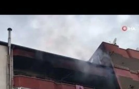 Iğdır'da bir binanın 4. katında çıkan yangına su bidonu ile müdahale