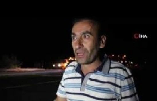 İki otomobil koyun sürüne çarptı: 40 koyun telef oldu