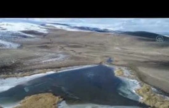 Kars'ta Lavaş Gölü ve Susuz Şelalesi dondu