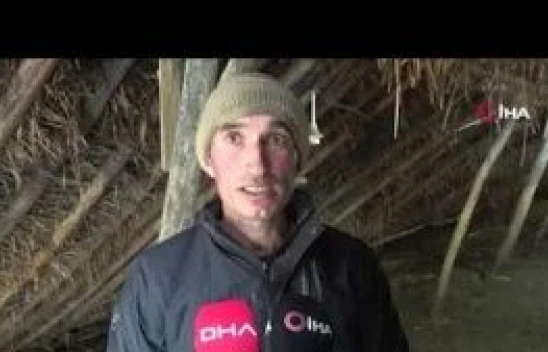 Muş'ta bir ahır çöktü, evlerde çatlaklar oluştu