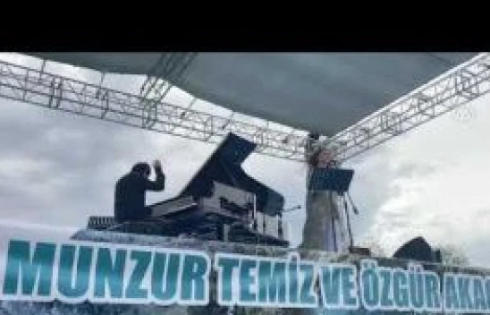 Tunceli'deki Fazıl Say konserini yaklaşık 10 bin kişi izledi