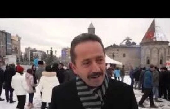 Türkiye'nin en uzun cağ kebabı Erzurum'da yapıldı