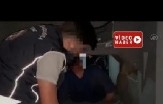 Van'da düzensiz göçmenler otobüsün gizli bölmesinde yakalandı