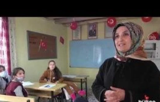 Van'da engelli öğrencinin 'sınıf' hayalini öğretmenleri gerçekleştirdi