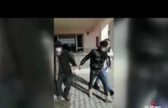 Van'da göçmen kaçakçılığı yapan 5 kişi tutuklandı