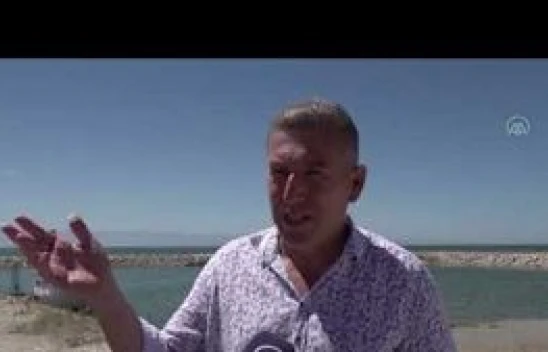 Van'daki 407 hektarlık Akgöl, küresel iklim felaketinden dolayı çöle döndü