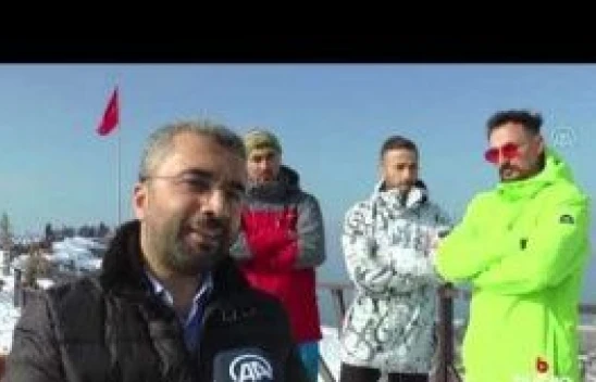 VAN - Sporcular karda &quotatlı snowboard&quot yaptı