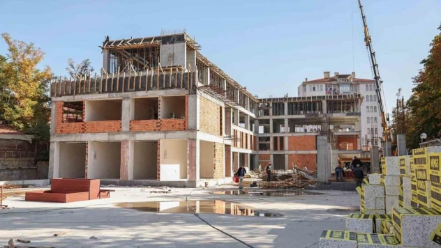 '30 Ağustos İş Merkezi ve Zanaat Çarşısı Kütahya'ya değer katacak'