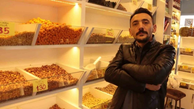 '4 kişilik ailenin yılbaşı kuruyemişi ortalama 350 TL'