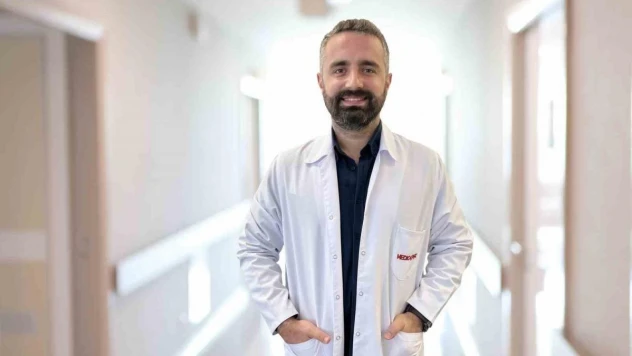 'Çocuklar öpücük hastalığına karşı korunmalı'