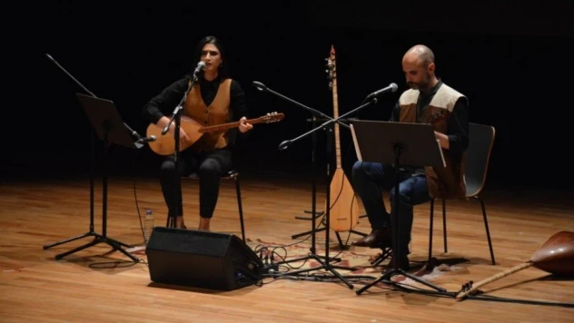 'Cumhuriyetimizin 100. Yılında Halk Müziğimizden Bir Seçki: Reviş' seslendirildi