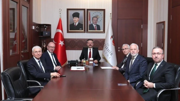 'Eskişehir'deki Okullarda Halk Sağlığı Farkındalığının Artırılması İle Sağlığın Geliştirilmesi Ve Güçlendirilmesi' iş birliği protokolü imzalandı