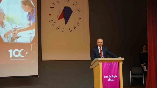 'Hemşirelik mesleğinde hizmet ve eğitim kalitesi bir arada düşünülmeli'