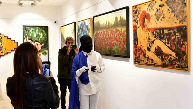 'Tatlı Kazalar Atlası' sergisi açıldı