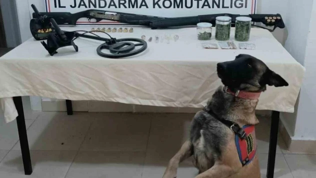 'Yelken' uyuşturucu tacirlerine geçit vermiyor