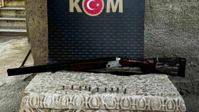 100 kilogram ağırlığında tarihi sanduka ele geçirildi